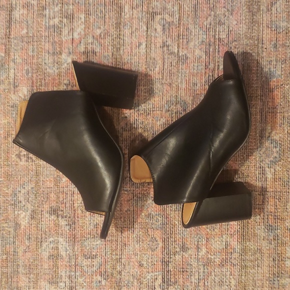 Black Heeled Peep Toe Slides - Picture 2 of 8